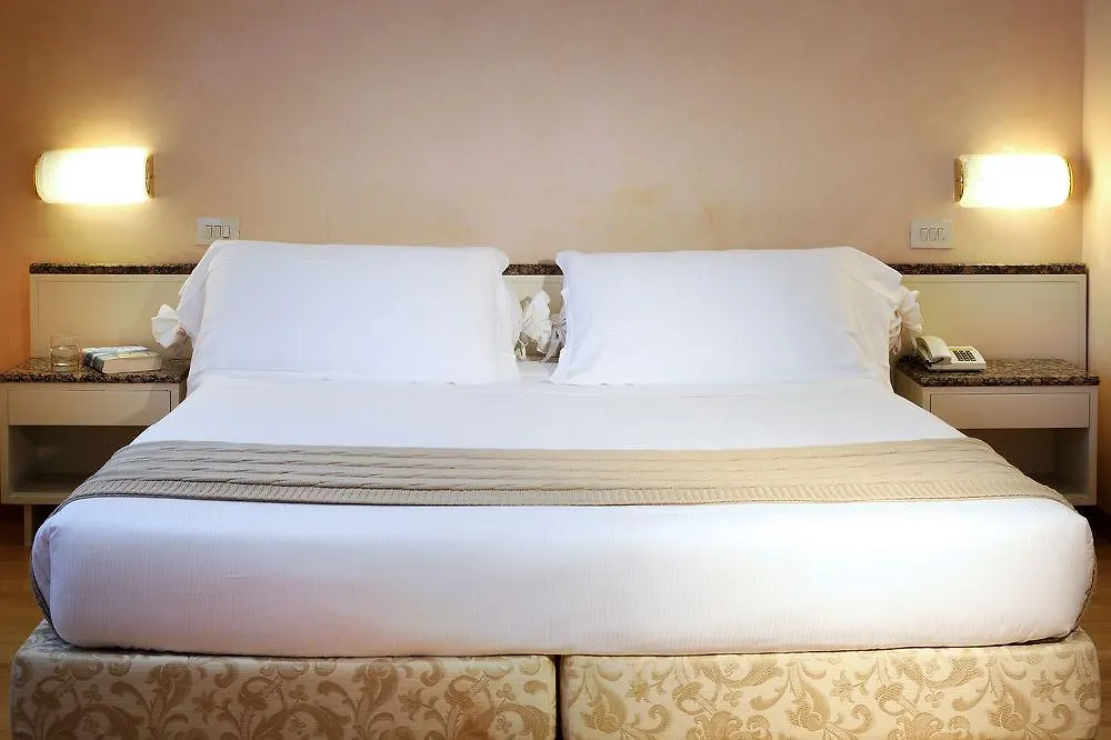 Hotel Rosabianca Rimini Italy