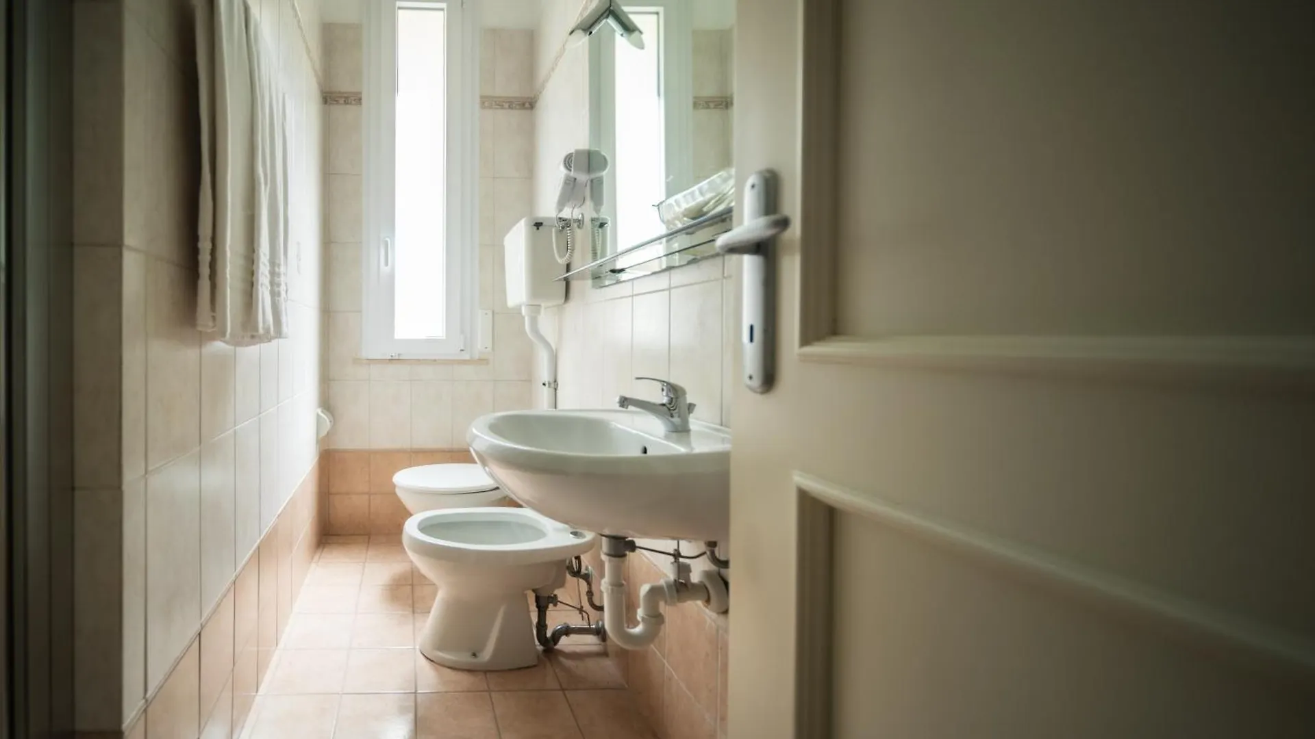 Hotel Rosabianca Rimini 4*,  Italy