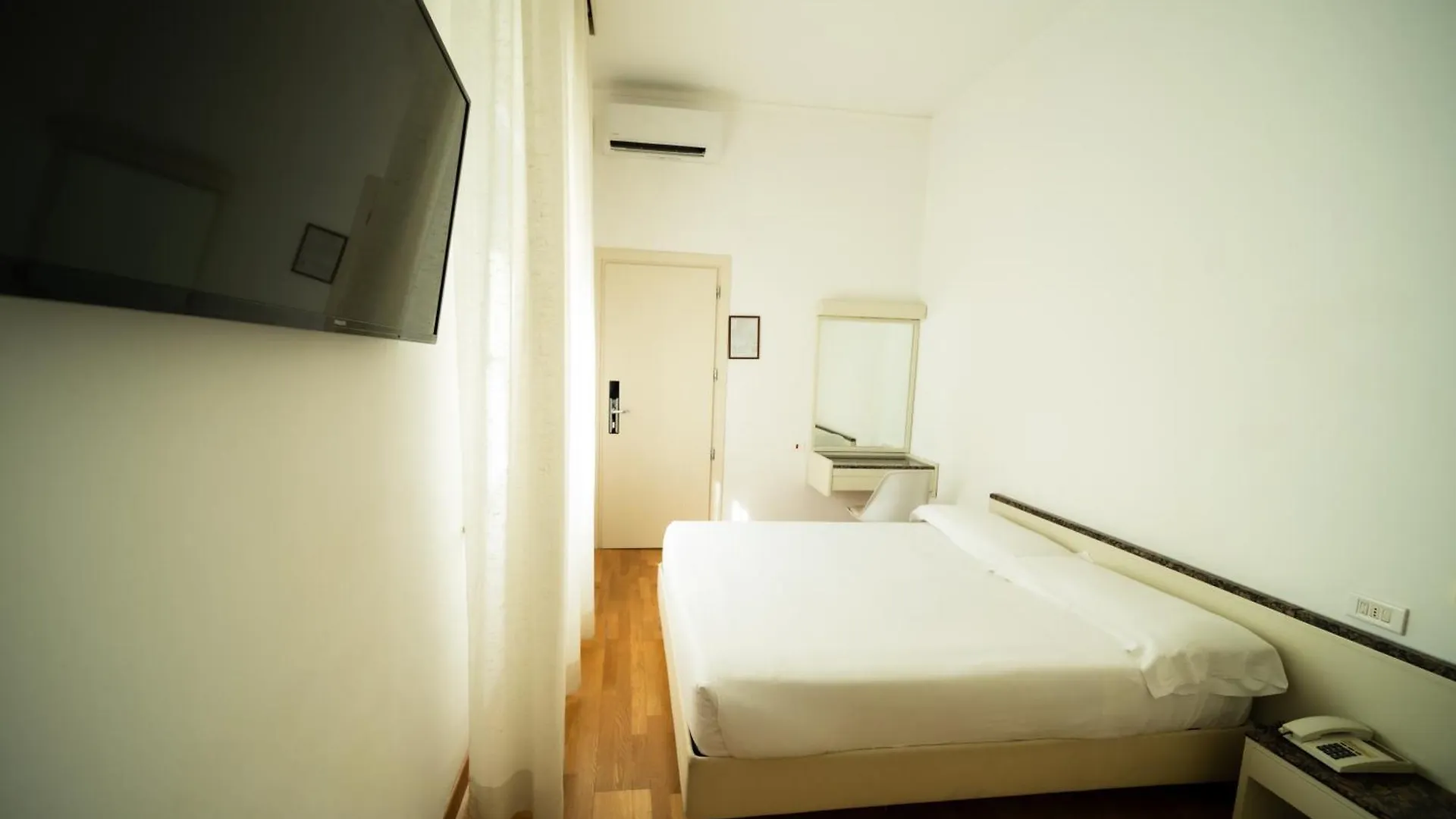 Hotel Rosabianca Rimini